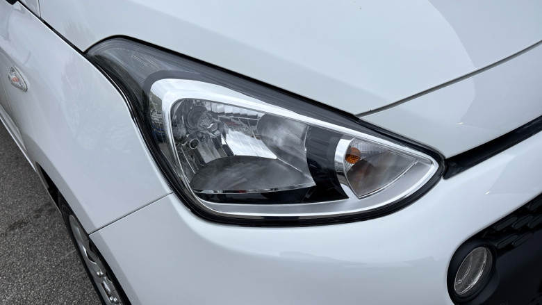 Hyundai i10 1.0 SE 5dr Petrol Hatchback